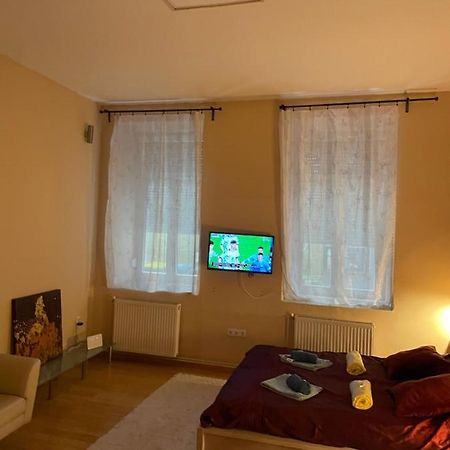 Budapest Clark Apartman ** Apartment Luaran gambar