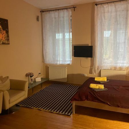 Budapest Clark Apartman ** Apartment Luaran gambar