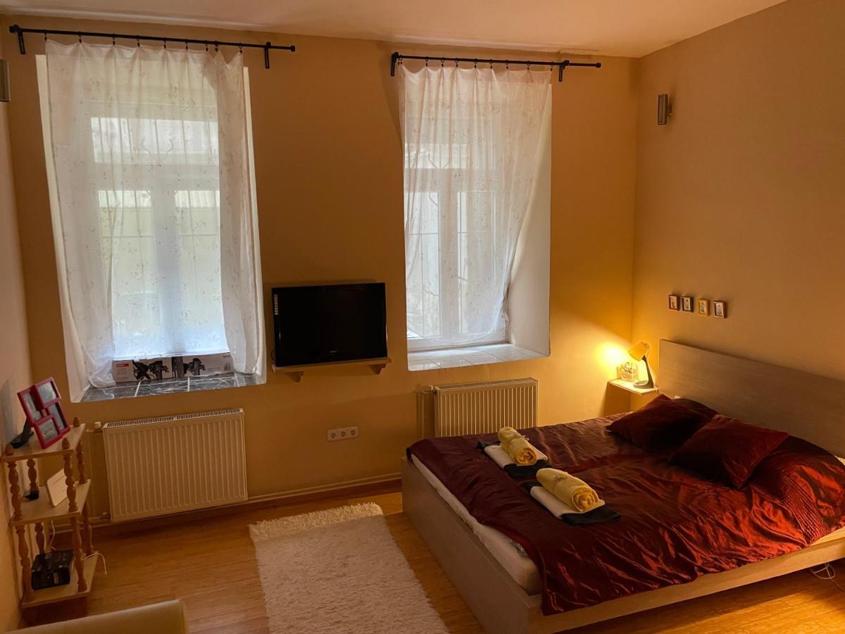 Budapest Clark Apartman ** Apartment Luaran gambar