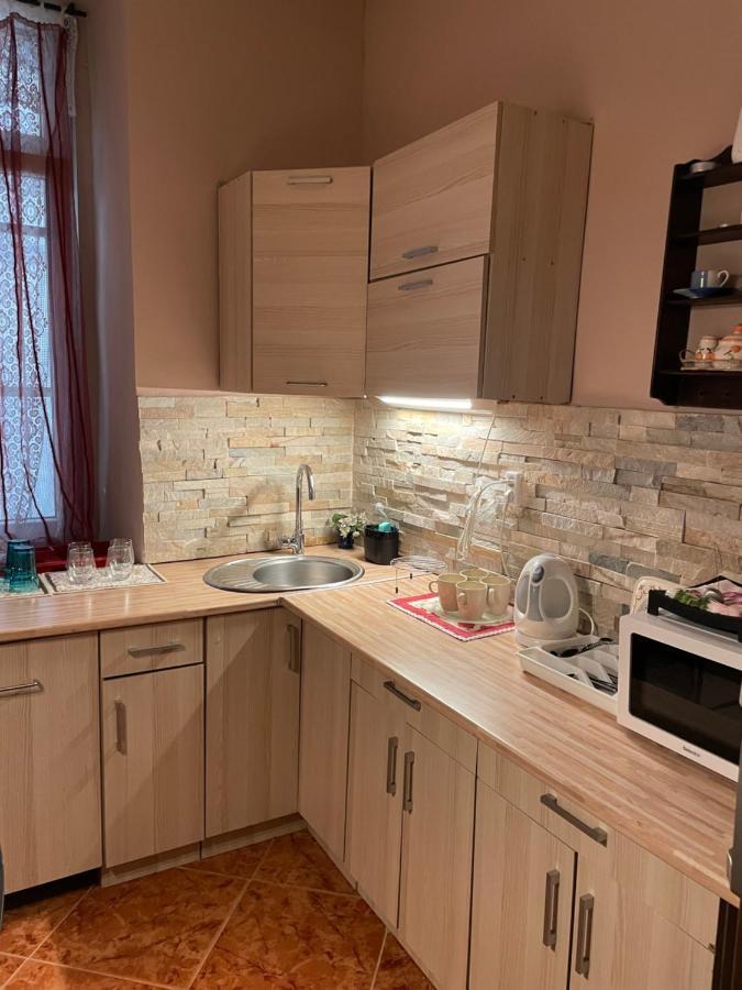 Budapest Clark Apartman ** Apartment Luaran gambar