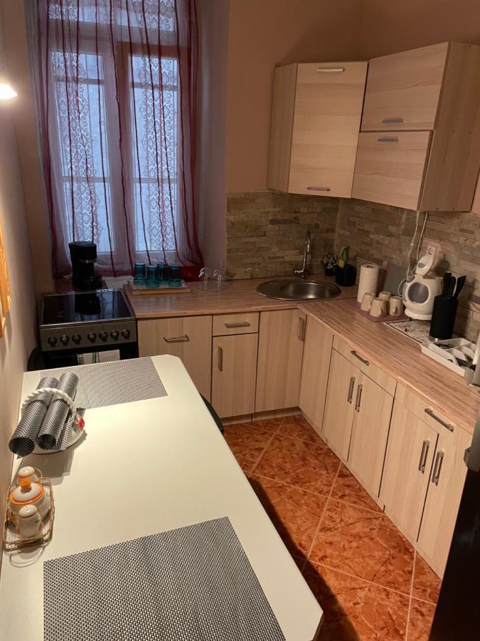 Budapest Clark Apartman ** Apartment Luaran gambar