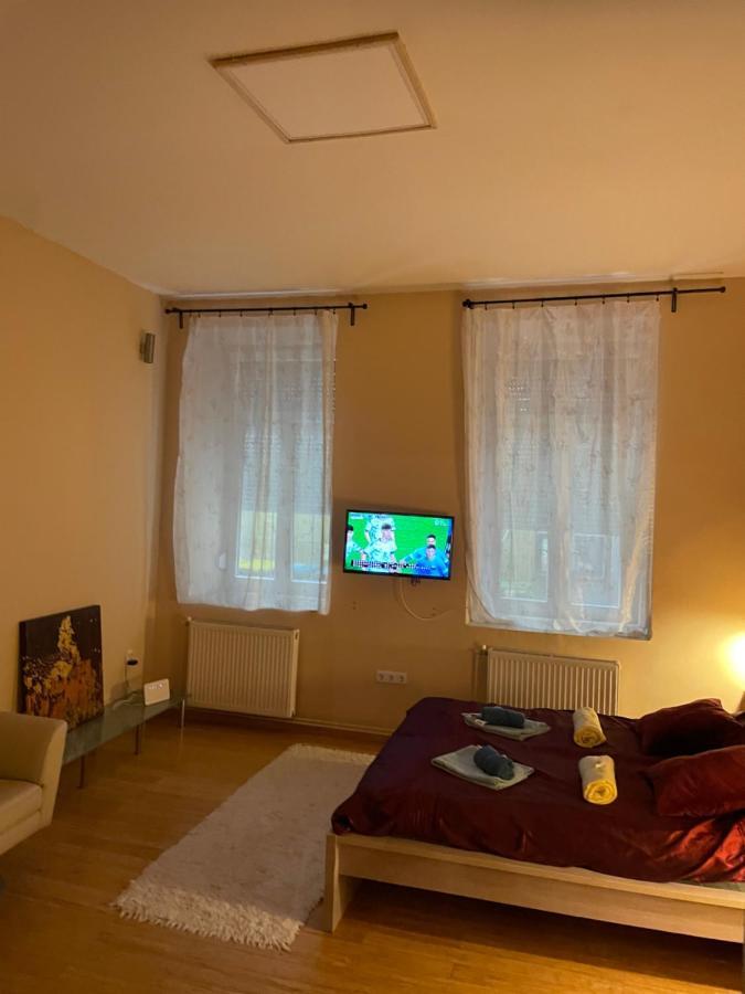 Budapest Clark Apartman ** Apartment Luaran gambar