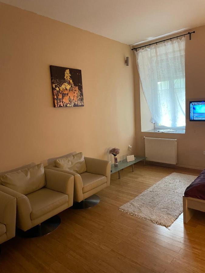 Budapest Clark Apartman ** Apartment Luaran gambar